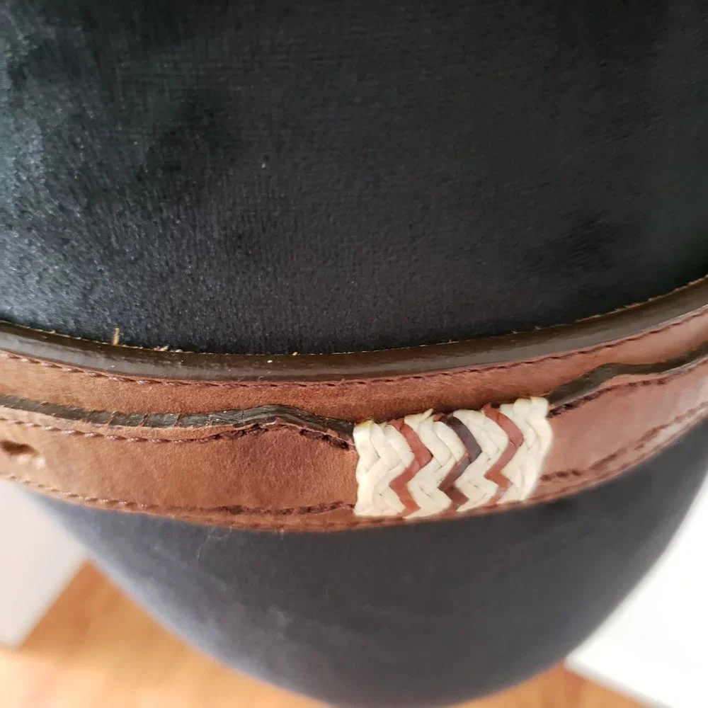 Tony Lama Genuine Leather Belt Size 32 - Picture 3 of 8